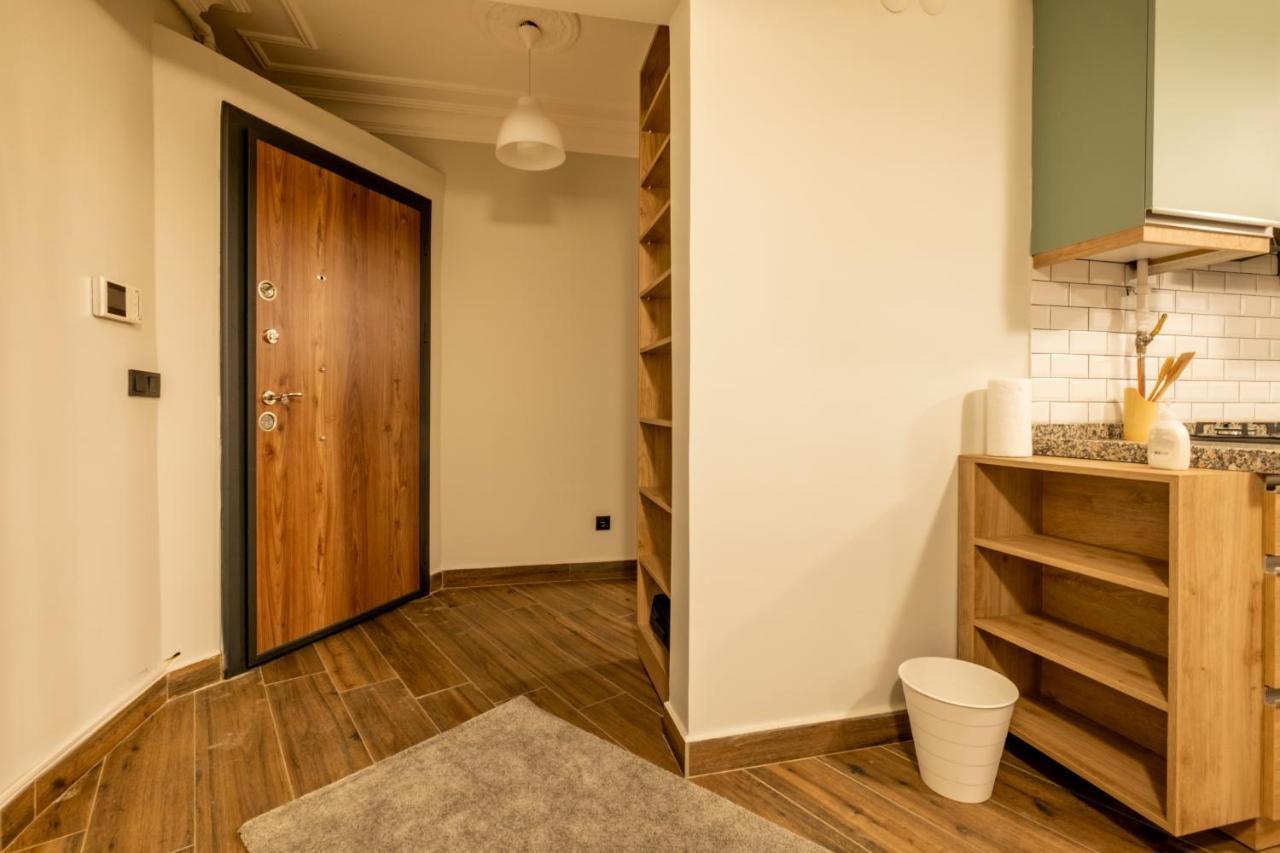 Apartament Spacious And Comfy 2Br In The Heart Of Cihangir Stambuł Zewnętrze zdjęcie